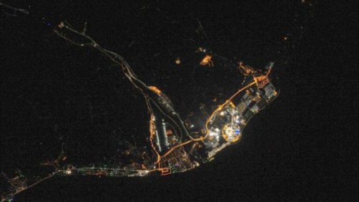 Flacăra olimpică aprinsă la Soci se vede din spaţiu